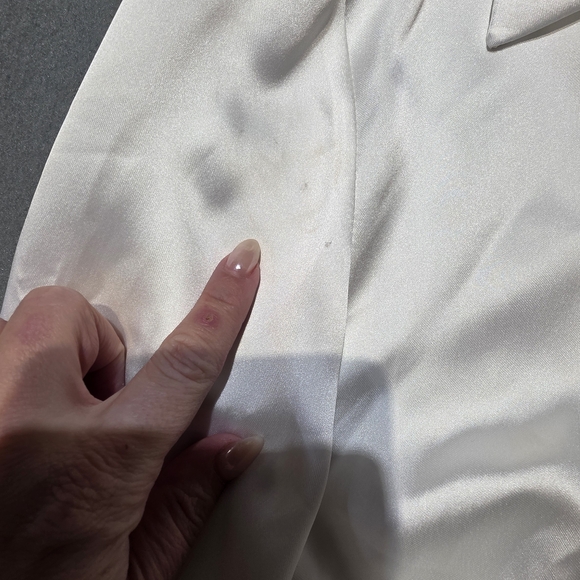 NWT Zara White Satin Medium Wrap Dress PTP 21 - Length 33 - Picture 5 of 5